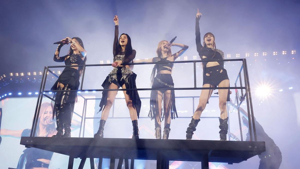 BLACKPINK Akan Konser di Candi Prambanan 2025, Pertunjukan Kolosal Bertema “Light of Heritage”