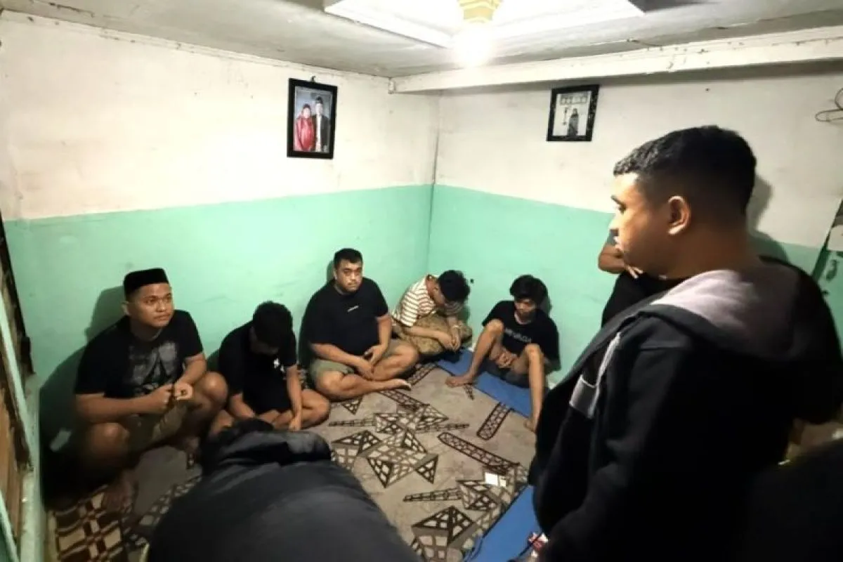Siber Polda Sulsel Bekuk Pelaku Penipuan Daring di Parepare
